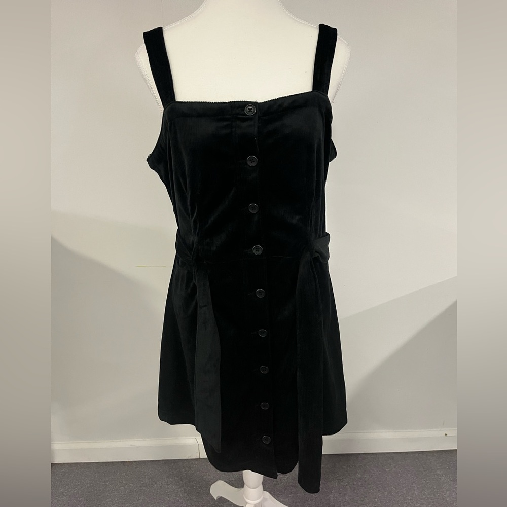 Women’s large black jumper dress